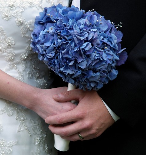 How to choose your winter wedding bouquet winterbq1
